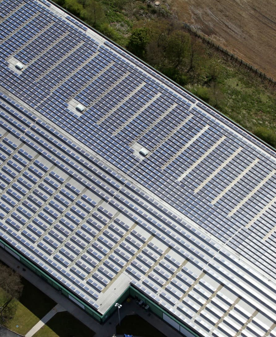 Commercial solar installation on warehouse